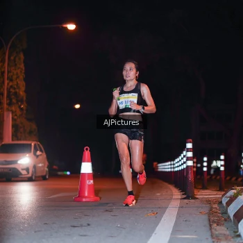 Runner Photo 3439410