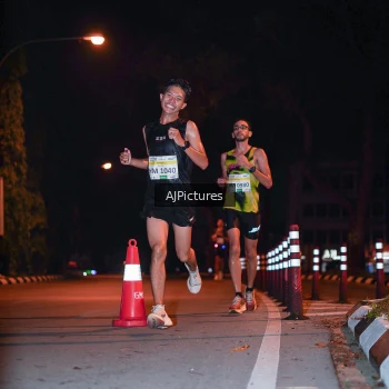 Runner Photo 3439412