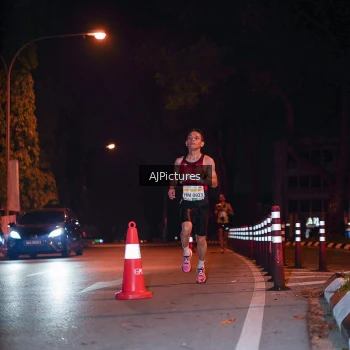 Runner Photo 3439414