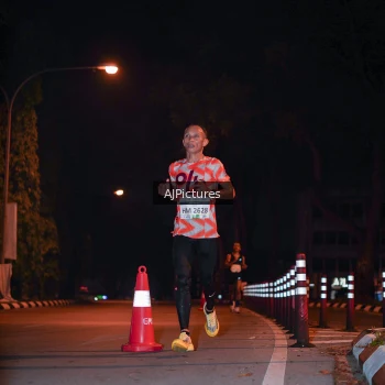 Runner Photo 3439424