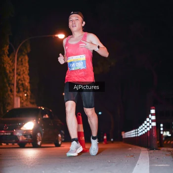 Runner Photo 3439431