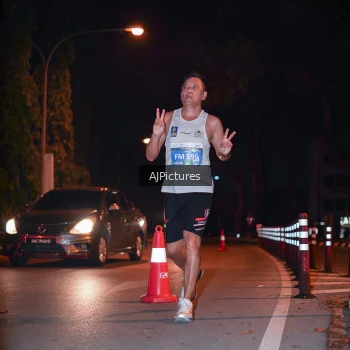 Runner Photo 3439432