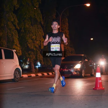 Runner Photo 3439435