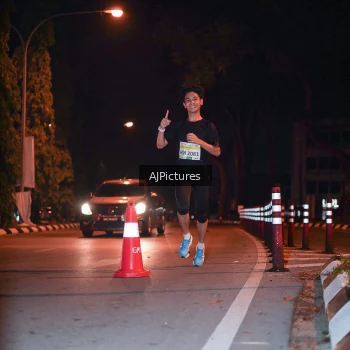 Runner Photo 3439437