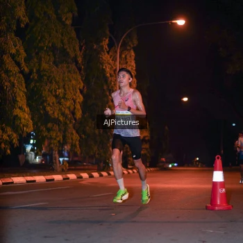 Runner Photo 3439459