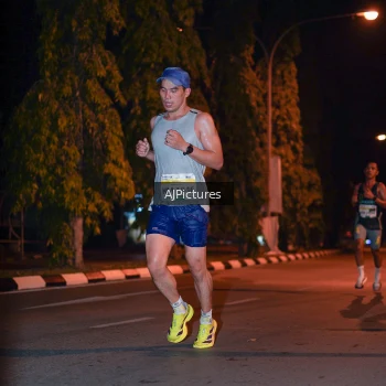 Runner Photo 3439463