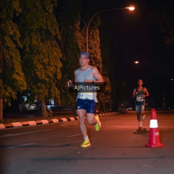 Runner Photo 3439470