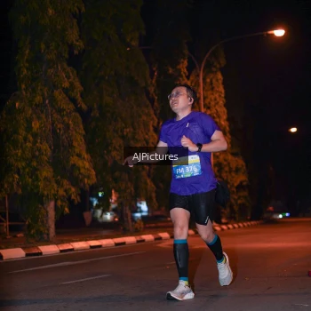 Runner Photo 3439473