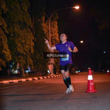 Runner Photo 3439475