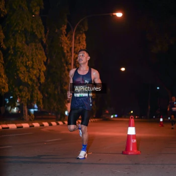 Runner Photo 3439478