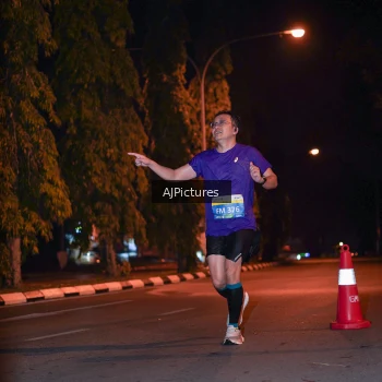 Runner Photo 3439480