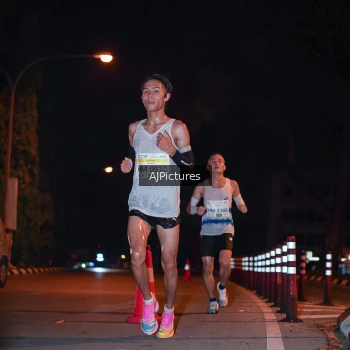 Runner Photo 3439486