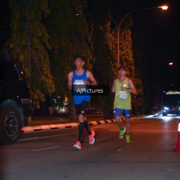 Runner Photo 3439513