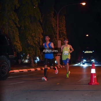 Runner Photo 3439515