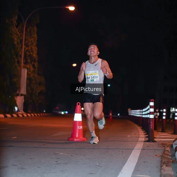 Runner Photo 3439518