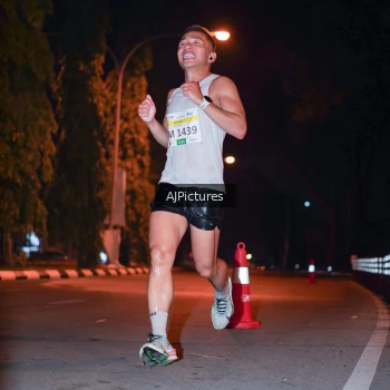 Runner Photo 3439520