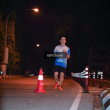 Runner Photo 3439525