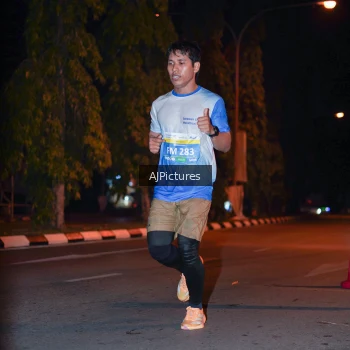 Runner Photo 3439526