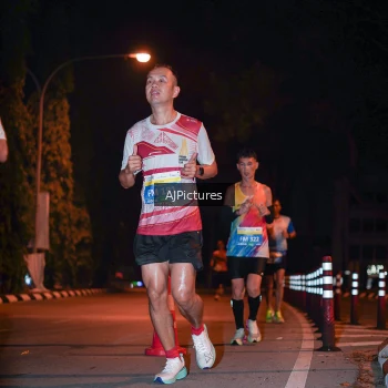 Runner Photo 3439540