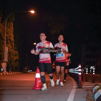 Runner Photo 3439542
