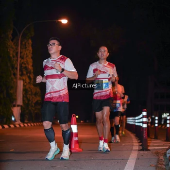 Runner Photo 3439544