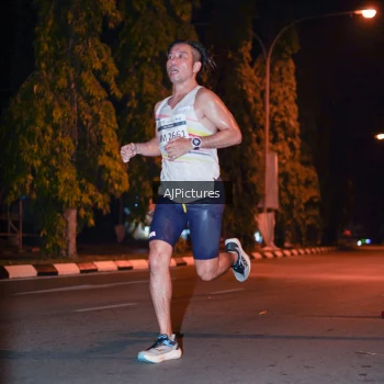 Runner Photo 3439546