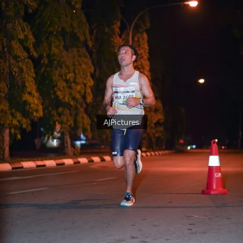 Runner Photo 3439548