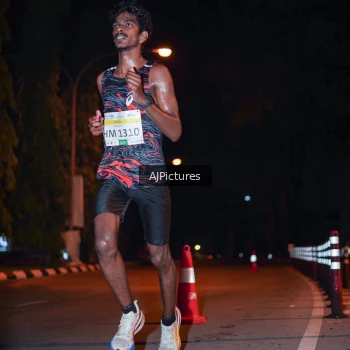 Runner Photo 3439560