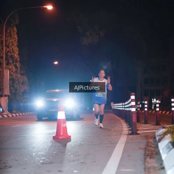Runner Photo 3439593