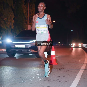 Runner Photo 3439595