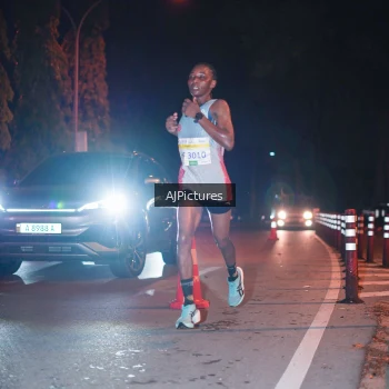 Runner Photo 3439597