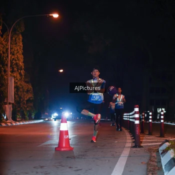 Runner Photo 3439609