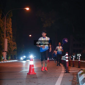 Runner Photo 3439610