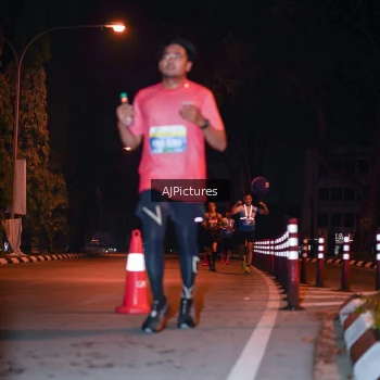 Runner Photo 3439619