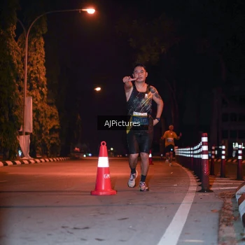 Runner Photo 3439639