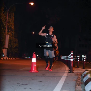 Runner Photo 3439640