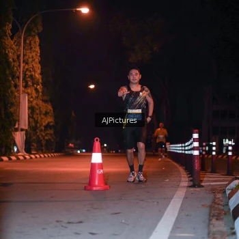 Runner Photo 3439641