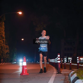 Runner Photo 3439770