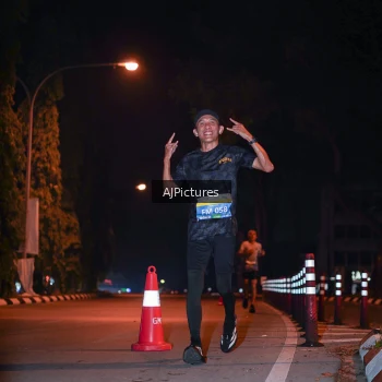 Runner Photo 3439772