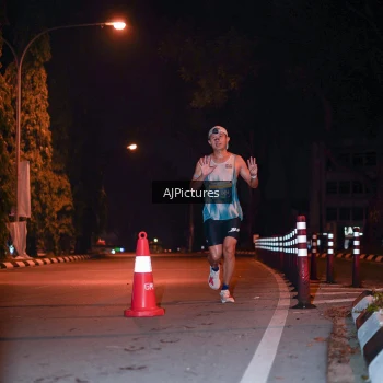 Runner Photo 3439778