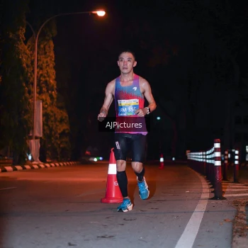 Runner Photo 3439780