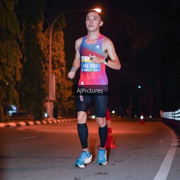 Runner Photo 3439781