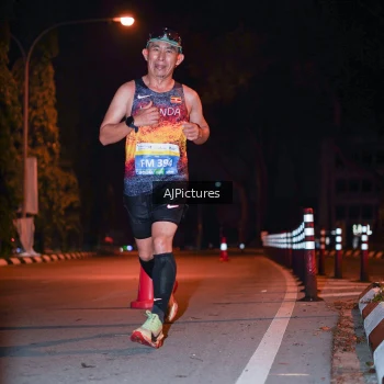 Runner Photo 3439791