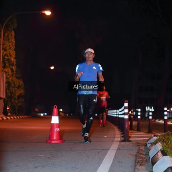 Runner Photo 3439793