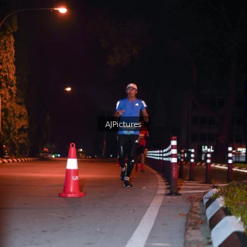 Runner Photo 3439801