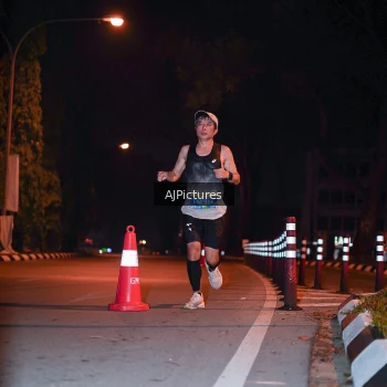 Runner Photo 3439809