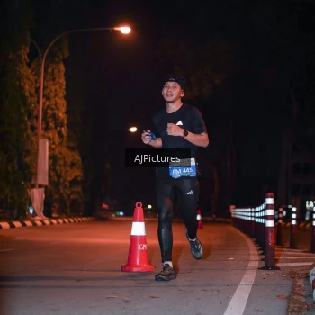 Runner Photo 3439818