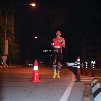 Runner Photo 3439824