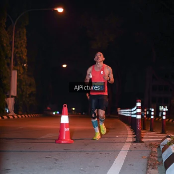 Runner Photo 3439825