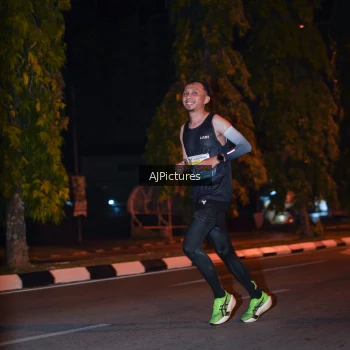 Runner Photo 3439829